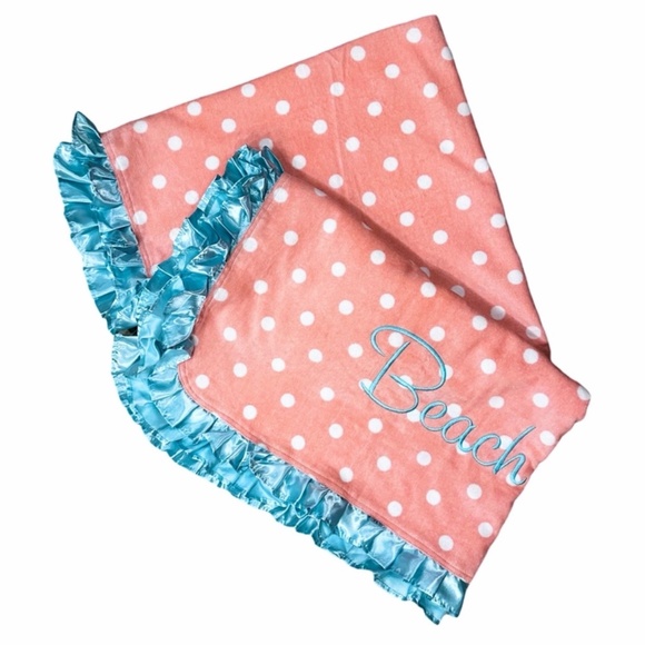 NWT beach bunny summer dot XL towel - Picture 3 of 8